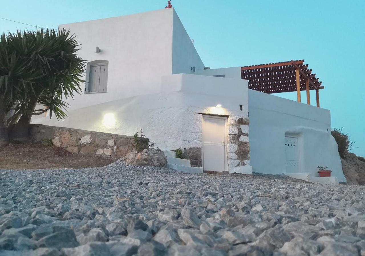 Haroto Suites Tripiti Exterior photo